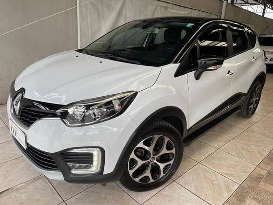 RENAULT CAPTUR 1.6 16V SCE FLEX INTENSE X-TRONIC RENAULT CAPTUR 1.6 16V SCE FLEX INTENSE X-TRONIC